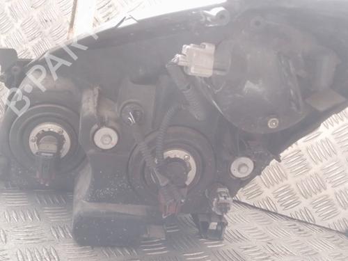 Used Right headlight Right headlight TOYOTA COROLLA Verso (ZER_, ZZE12_, R1_) 2.0 D-4D (CUR10_, CUR10R) (116 hp) 29845630 29845630