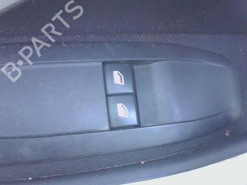 Used Switch Switch PEUGEOT 208 I (CA_, CC_) 1.0 VTi (68 hp) 33858998 33858998