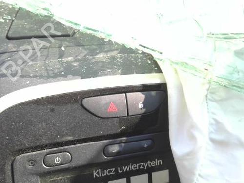Bouton de warning RENAULT CAPTUR I (J5_, H5_) 0.9 TCe 90 (90 hp) 27207568