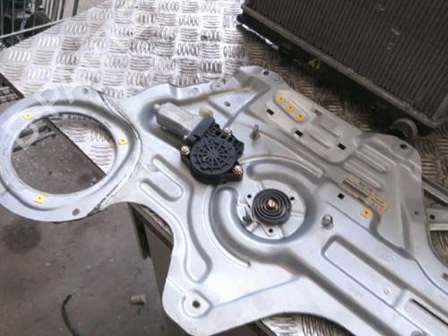 front-right-window-mechanism-kia-cerato-i-hatchback-ld-2004-2005-2006-2007-2008-2009-2010-24868266 main image