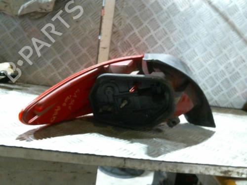 Piloto trasero derecho PEUGEOT 206 Hatchback (2A/C) 2.0 HDI 90 (90 hp) 30712380