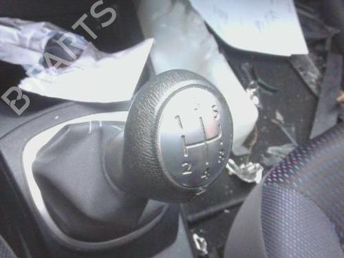 Gearknop RENAULT CLIO III Grandtour (KR0/1_) 1.5 dCi (KR0F) (86 hp) 30938245