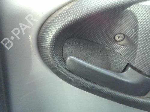 Højre bagtil invendig håndtag PEUGEOT 107 (PM_, PN_) 1.0 (68 hp) 26615265