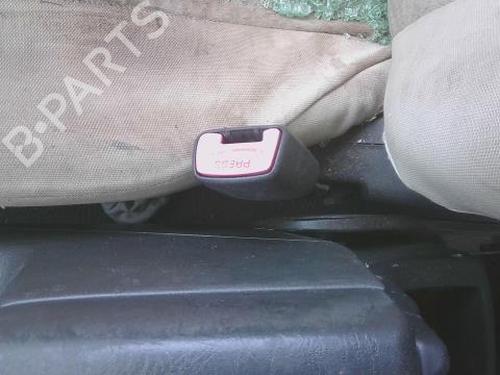 Used Seat buckle TOYOTA RAV 4 II (_A2_) 2.0 4WD (ACA21, ACA20) (150 hp) 32528450