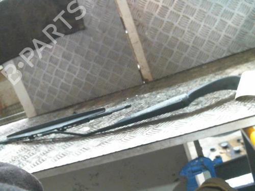 Used Front windshield wiper arm RENAULT MEGANE II (BM0/1_, CM0/1_) 1.6 16V (BM0C, CM0C) (113 hp) 20990625