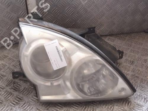 Used Right headlight HYUNDAI TERRACAN (HP) 2.9 CRDi 4WD (150 hp) 28440313