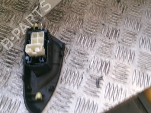 Right front window switch PEUGEOT 108 1.0 VTi 72 | BP27150365I26 - Image 3