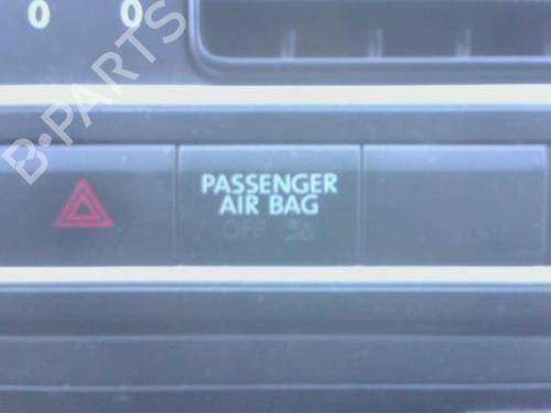 Used Warning switch VW POLO V (6R1, 6C1) 1.6 TDI (90 hp) 30779470