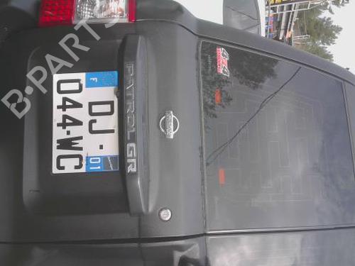 Venstre bagagerum dør NISSAN PATROL GR V Wagon (Y61) 2.8 TD (129 hp) 32668218