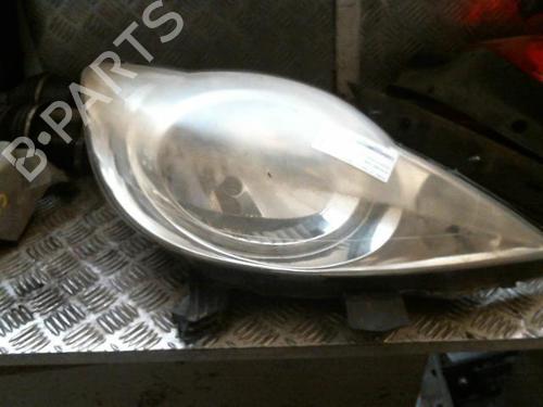 Used Right headlight PEUGEOT 107 (PM_, PN_) 1.0 (68 hp) 20998111