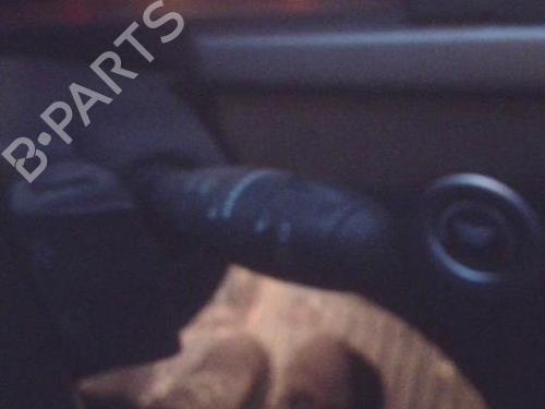 Używane Przełącznik zespolony kolumny kierowniczej RENAULT LAGUNA II (BG0/1_) 1.9 dCi (BG1A, BG1W, BG0G) (110 hp) 30941892