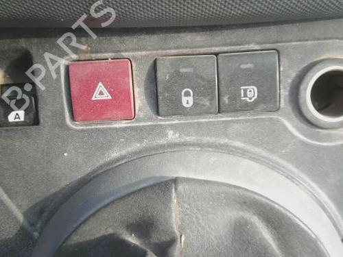 Used Warning switch CITROËN BERLINGO MULTISPACE (B9) 1.6 HDi 110 (109 hp) 28035688