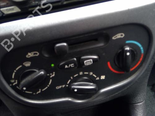 Used Climate control PEUGEOT 206 Hatchback (2A/C) 1.4 HDi eco 70 (68 hp) 26141152