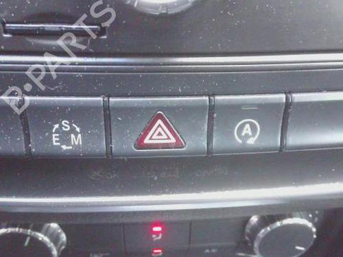 Advarselskontakt MERCEDES-BENZ CLA Coupe (C117) CLA 220 CDI / d (117.303) (163 hp) 32019826