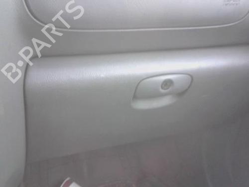 Used Glove box HYUNDAI SANTA FÉ I (SM) 2.0 CRDi 4x4 (125 hp) 31577181