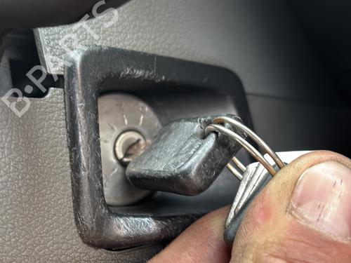 Used Ignition barrel Ignition barrel RENAULT ESPACE II (J/S63_) 2.1 TD (J633, J634, J/S635, J/S63D) (88 hp) 26527496 26527496