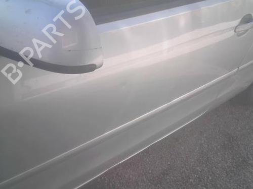 Used Left front door Left front door 33298592 33298592