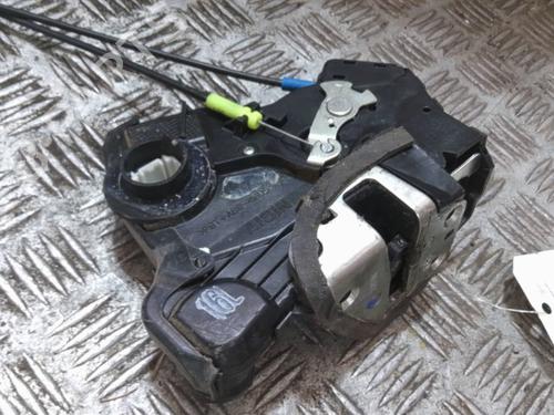 Used Switch Switch TOYOTA AVENSIS (_T25_) 2.0 D-4D (ADT250_, ADT250R) (126 hp) 27927320 27927320