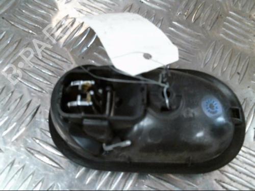 Used Front left interior door handle Front left interior door handle RENAULT CLIO III (BR0/1, CR0/1) 1.4 16V (98 hp) 32452179 32452179