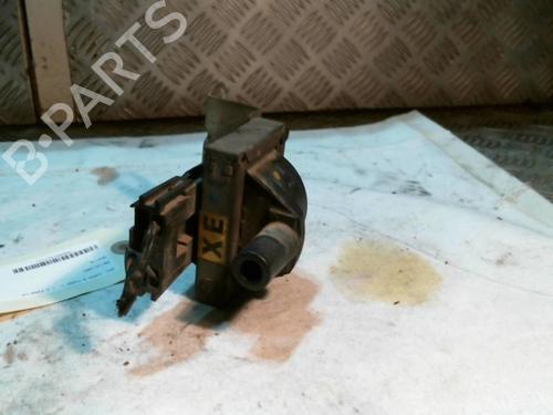 Used Ignition coil OPEL CORSA B (S93) 1.2 i (F08, F68, M68) (45 hp) 30792468