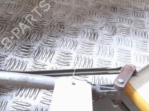Front wiper motor FIAT PUNTO (176_) 60 1.2 (176AP, 176AR, 176AQ, 176BB) | BP27225017M29 