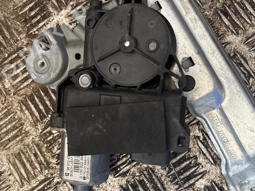Used Front right window mechanism Front right window mechanism 33967072 33967072