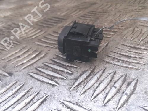 Used Left front window switch Left front window switch CITROËN XSARA (N1) 1.6 16V (109 hp) 27609511 27609511
