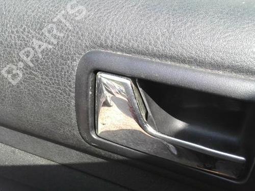 Venstre bak invendig håndtak VW GOLF IV (1J1) 1.9 TDI (90 hp) 26975640