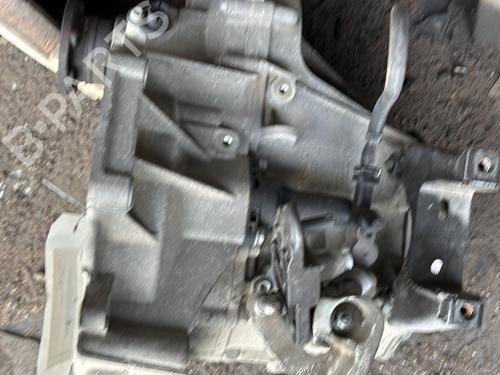 Used Gearbox VW POLO V (6R1, 6C1) 1.2 (70 hp) 28619633