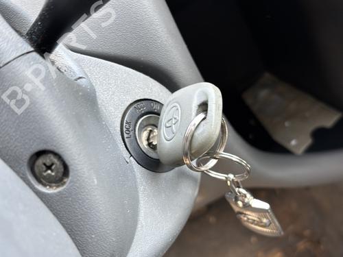 Used Ignition barrel Ignition barrel TOYOTA YARIS (_P1_) 1.0 (SCP10_, SCP10R) (68 hp) 26289732 26289732