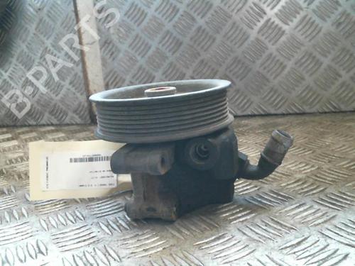 Used Steering pump FORD TRANSIT Platform/Chassis (FM_ _, FN_ _, FF_ _) 2.4 TDCi RWD (100 hp) 20992456