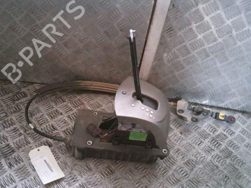 Used Gear lever RENAULT CLIO III (BR0/1, CR0/1) 1.6 16V (BR09, BR0T, CR09, CR0T) (88 hp) 27930124