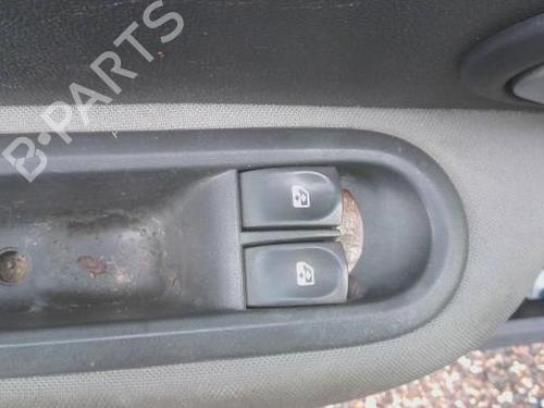 Used Switch Switch RENAULT CLIO III (BR0/1, CR0/1) 1.2 16V (BR02, BR0J, BR11, CR02, CR0J, CR11) (75 hp) 32982076 32982076