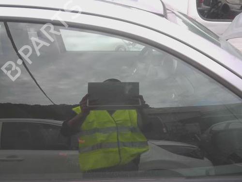 Used Front right door window NISSAN MICRA III (K12) 1.2 16V (65 hp) 30700055