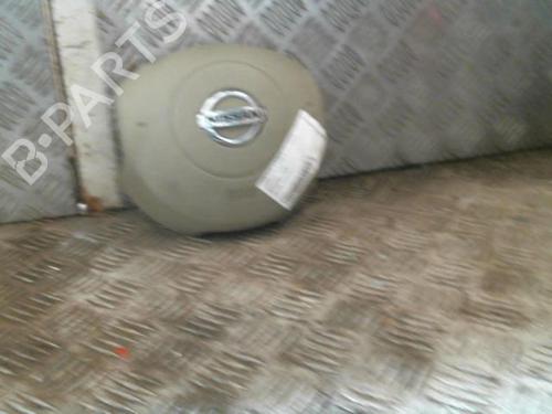 Used Driver airbag NISSAN MICRA III (K12) 1.2 16V (80 hp) 20998154