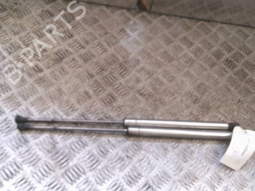Used Tailgate lift support VW GOLF IV (1J1) 1.9 TDI (90 hp) 28422544