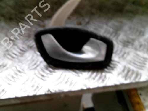 Used Front right interior door handle RENAULT LAGUNA III (BT0/1) 2.0 dCi (BT01, BT08, BT09, BT0E, BT0K, BT12, BT1C, BT1D,... (150 hp) 22056001