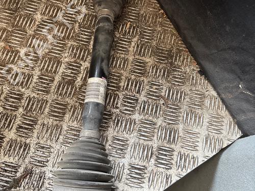 Used Left front driveshaft Left front driveshaft 33308218 33308218