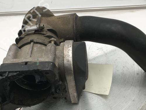 Used Throttle body Throttle body RENAULT SCÉNIC II (JM0/1_) 2.0 (JM05, JM0U, JM1N, JM1U, JM2V) (135 hp) 30650670 30650670