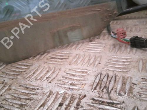 front-right-door-window-skoda-fabia-i-6y2-1999-2000-2001-2002-2003-2004-2005-2006-2007-2008-27359457 main image
