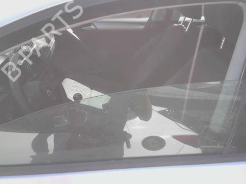 front-left-door-window-vw-golf-plus-v-5m1-521-2004-2005-2006-2007-2008-2009-2010-2011-2012-2013-37024126 main image