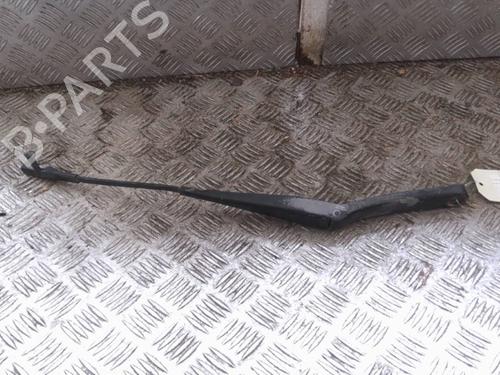 Used Front windshield wiper arm ALFA ROMEO GT (937_) 1.9 JTD (937CXN1B) (150 hp) 23801397