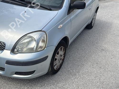 Brugte TOYOTA YARIS (_P1_) 1.0 (SCP10_, SCP10R) (65 hp) 4299402