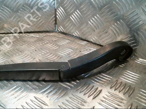 Used Front windshield wiper arm Front windshield wiper arm 20991960 20991960