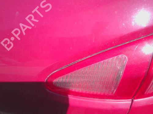 Used Right tailgate light ALFA ROMEO 147 (937_) 1.6 16V T.SPARK (937.AXA1A, 937.AXB1A, 937.BXB1A) (120 hp) 27899141
