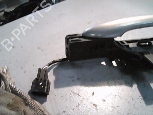 Front left exterior door handle RENAULT GRAND SCÉNIC II (JM0/1_) 1.9 dCi (JM0G, JM12, JM1G, JM2C) | BP20995599C128 