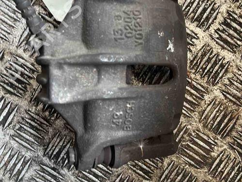 Used Left front brake caliper Left front brake caliper PEUGEOT 206 Hatchback (2A/C) [1998-2012] 35965104 35965104