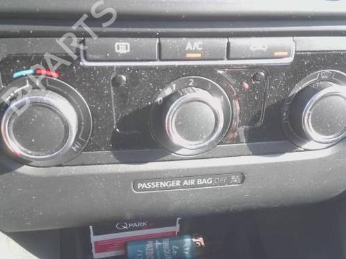 AC-Styringsenhed/Manøvreenhed VW GOLF VI (5K1) 1.6 TDI (105 hp) 28053834