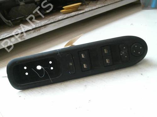 Used Switch PEUGEOT 407 (6D_) 1.6 HDi 110 (6D9HZC, 6D9HYC) (109 hp) 31577230
