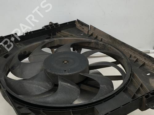 Used Radiator fan RENAULT CAPTUR I (J5_, H5_) 1.5 dCi 90 (J5N4, J5M5, J5MW, J5M6, J5AL, J5AJ) (90 hp) 30181599